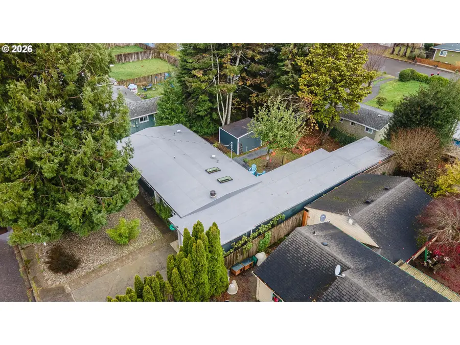 2730 33rd St, Coos Bay, OR 97420 - #2