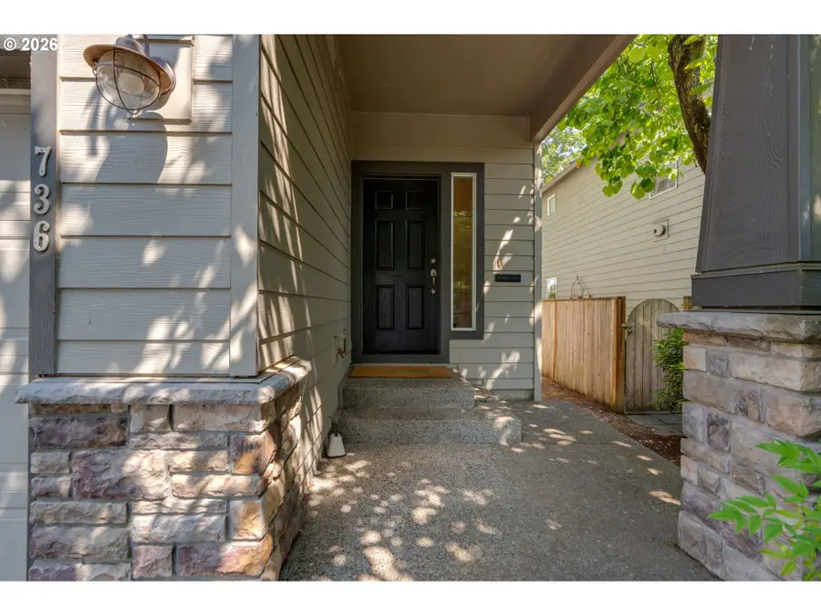 736 N Little Oak St, Newberg, OR 97132 - #3
