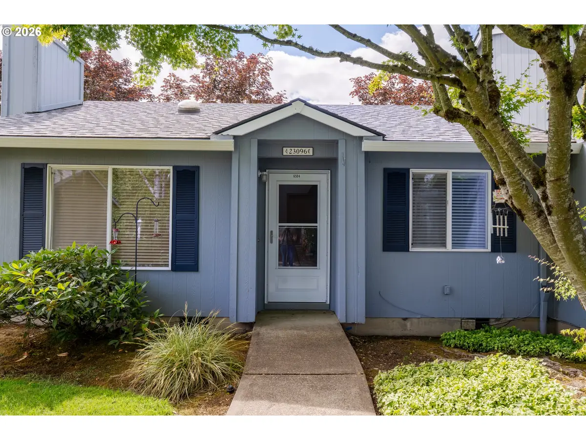 6504 NE Chestnut St, Hillsboro, OR 97124 - #1