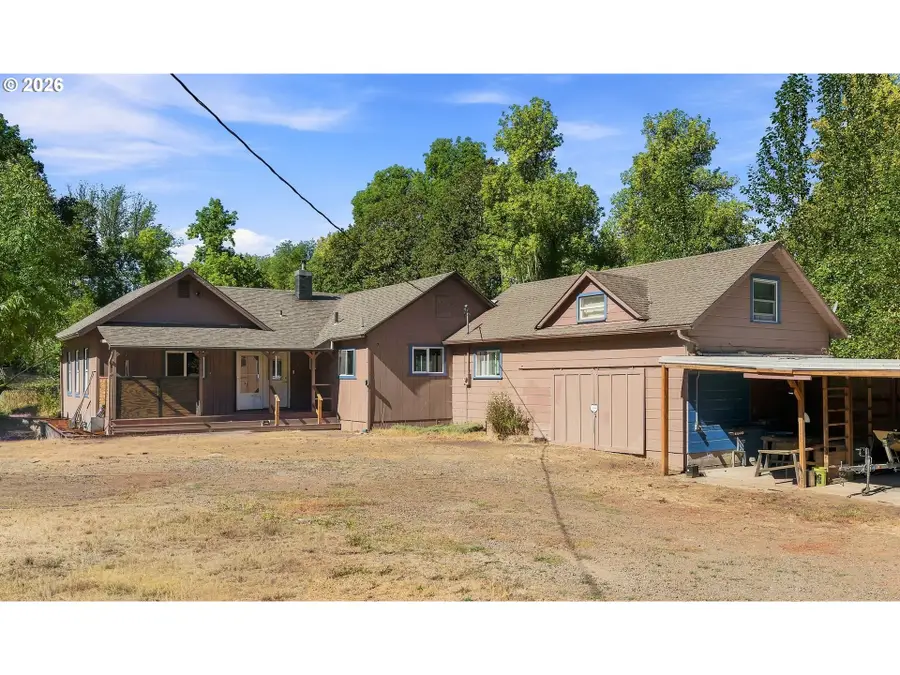 38497 Wendling Rd, Marcola, OR 97454 - #2