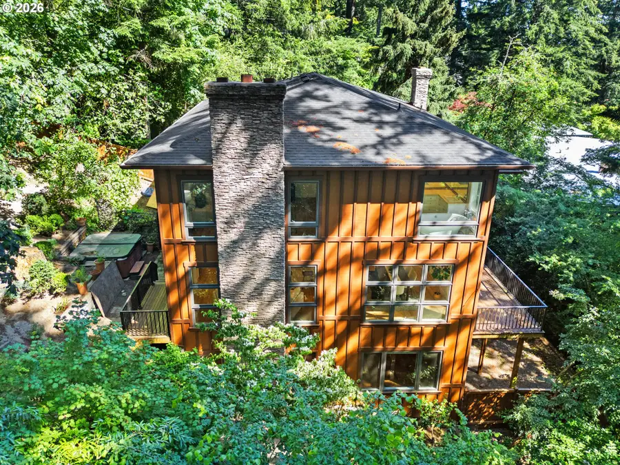 3352 SW Fairmount Ln, Portland, OR 97239 - #3