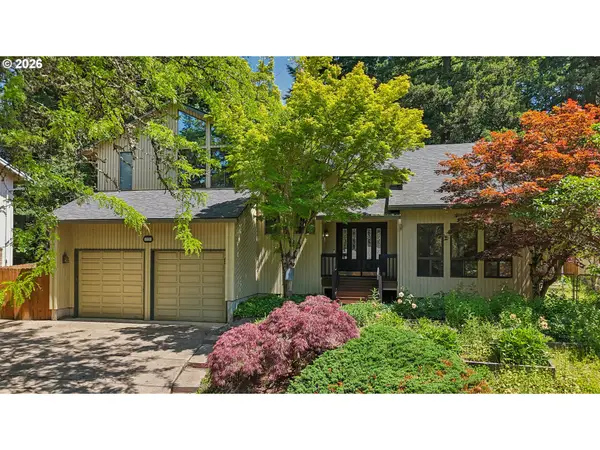 10206 SE 100th Dr, HappyValley, OR 97086