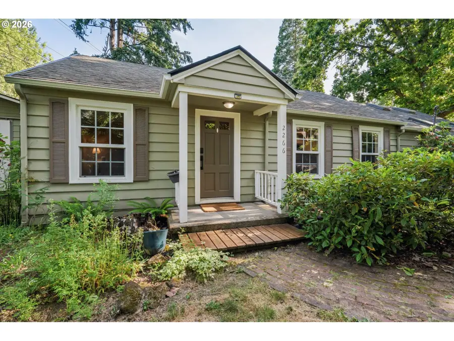 2266 SE Torbank Rd, Milwaukie, OR 97222 - #2