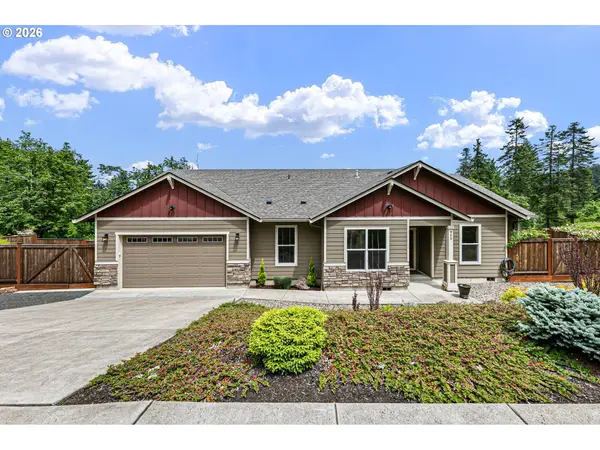 962 S 66th Pl, Springfield, OR 97478