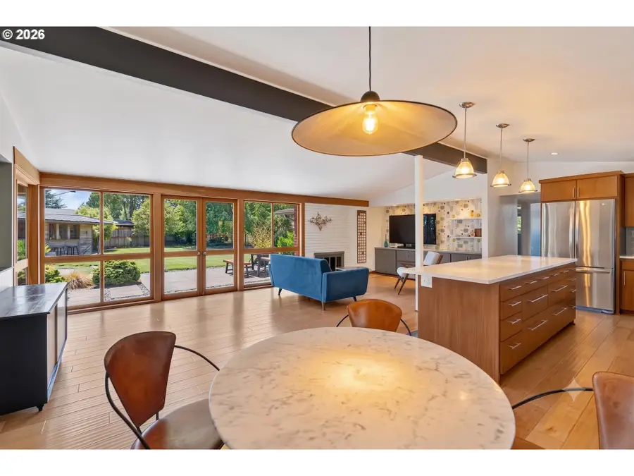 826 Delmar Pl, Eugene, OR 97401 - #2