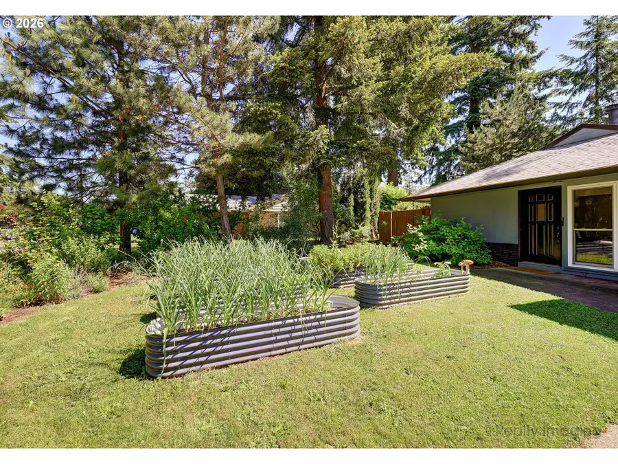 1112 NE 113th Ave, Portland, OR 97220 - #2