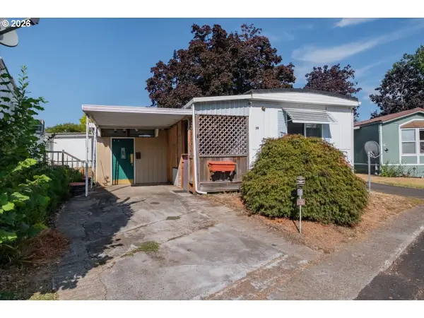 1999 Jansen Way, Woodburn, OR 97071