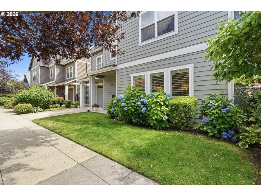1302 SE Marion St, Portland, OR 97202 - #2