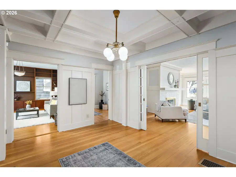 2806 NE Alameda St, Portland, OR 97212 - #3