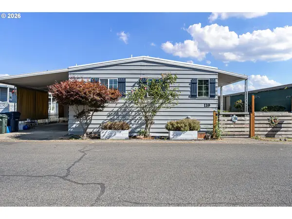 1800 Lakewood Ct #119, Eugene, OR 97402