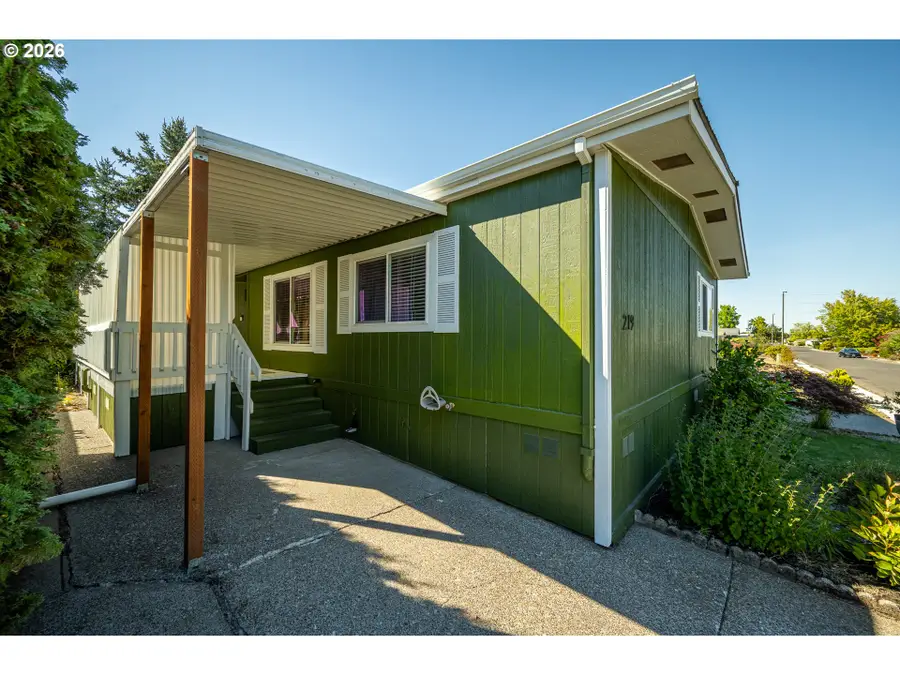 1199 N Terry St #219, Eugene, OR 97402 - #2