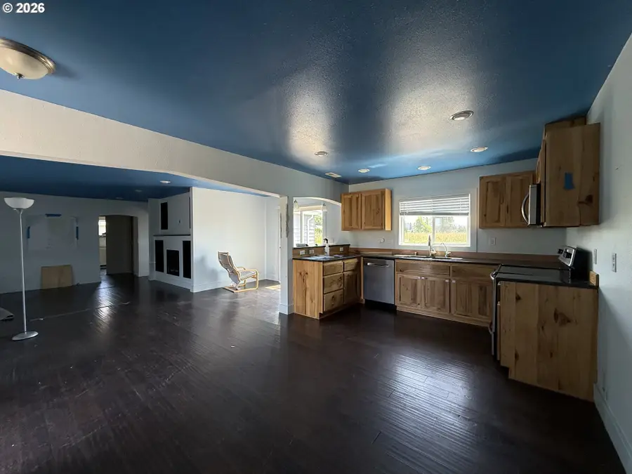 2420 38th Ave, Longview, WA 98632 - #2