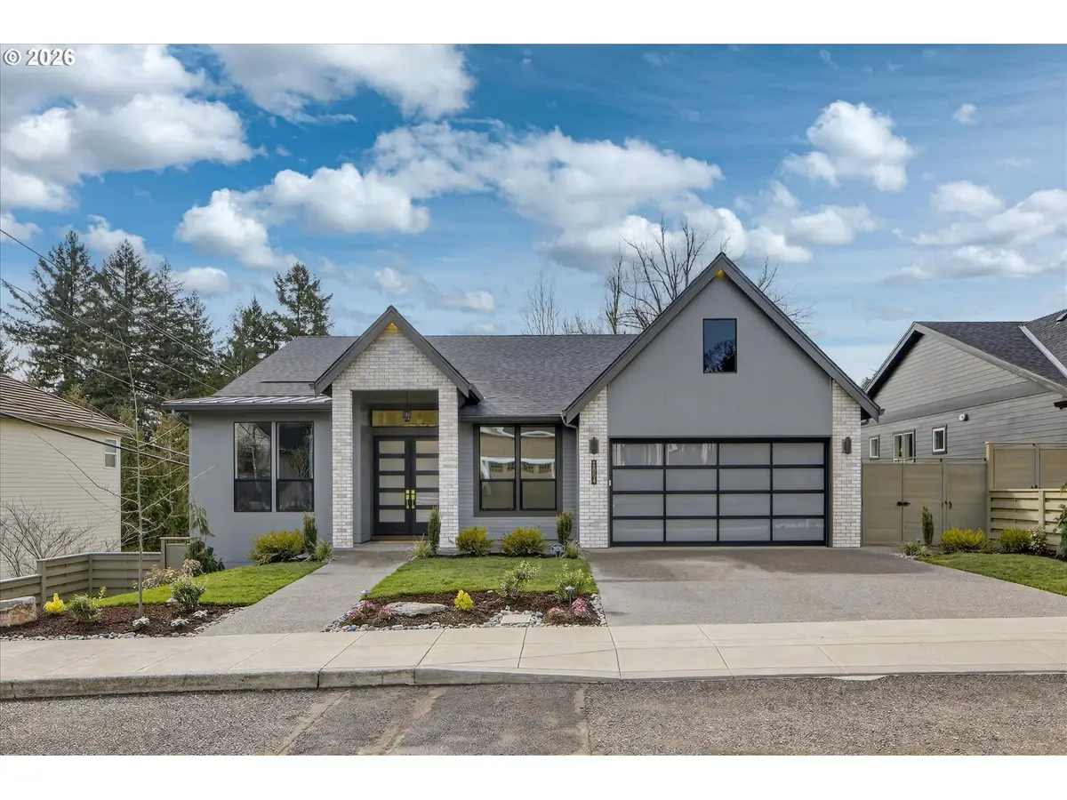 1864 SW Dickinson Ln, Portland, OR 97219 - #1