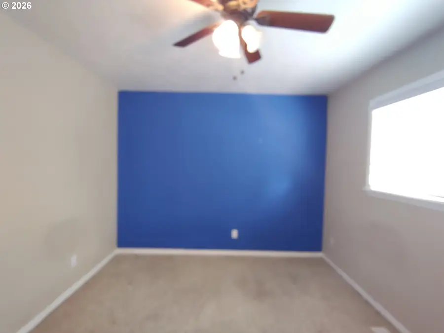297 NW 17th St, Ontario, OR 97914 - #3