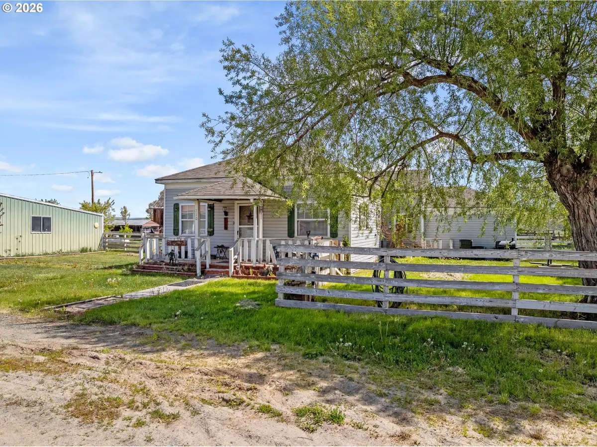 710 School St, Haines, OR 97833 - #1