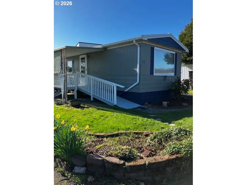 2902 E 2nd St #12, Newberg, OR 97132 - #1