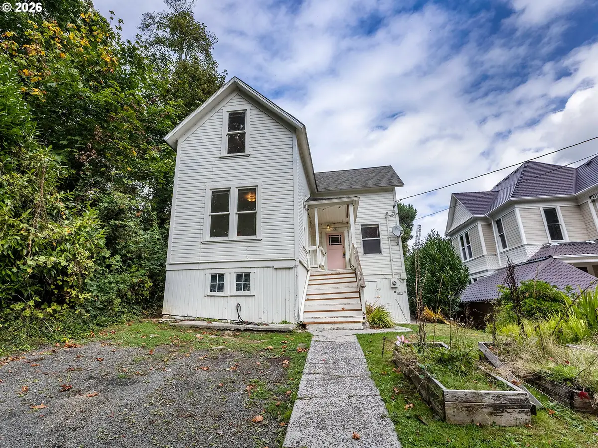 3724 Grand Ave, Astoria, OR 97103 - #1