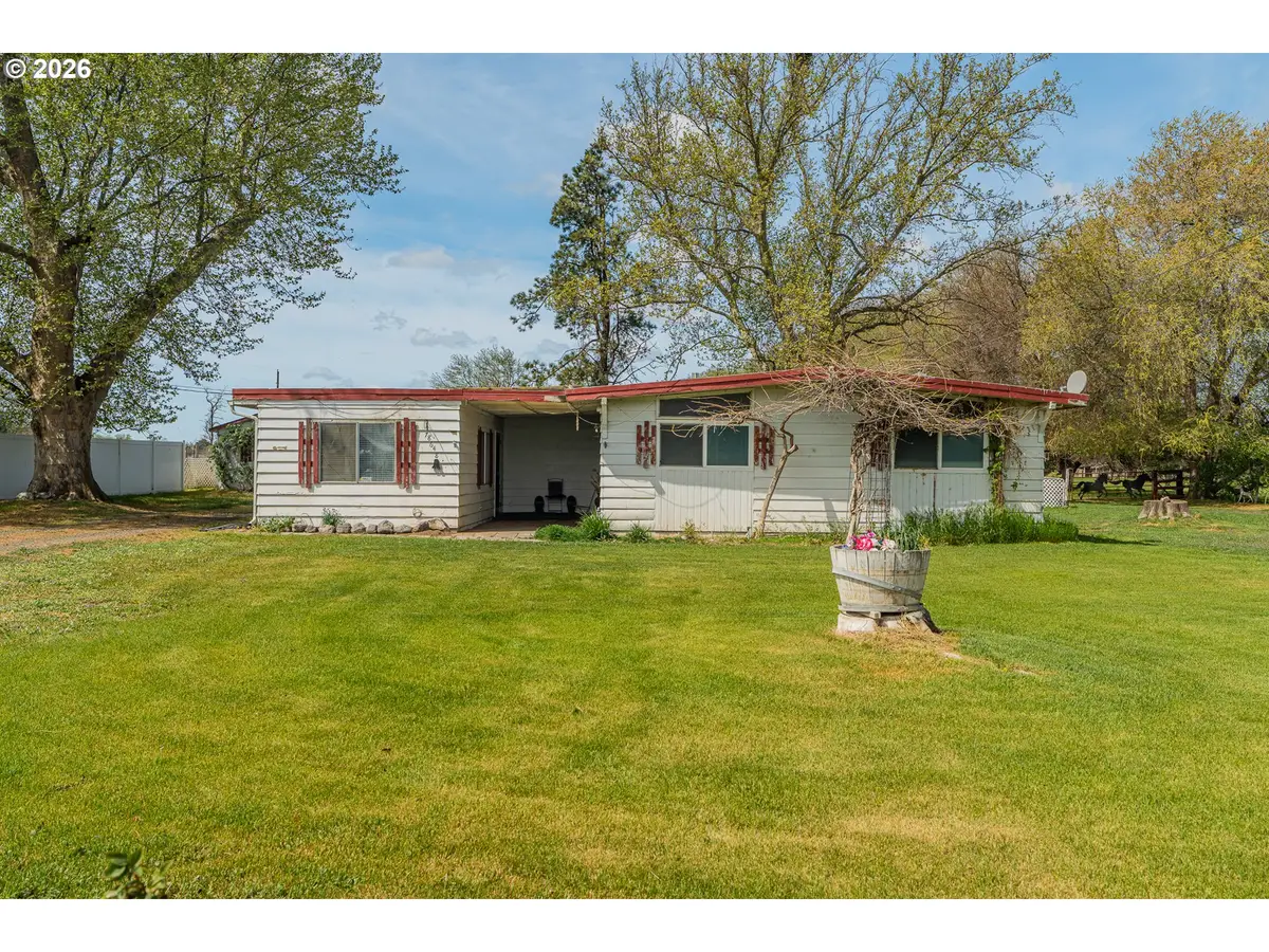 78648 Or-207, Hermiston, OR 97838 - #1