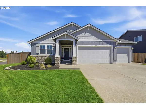 925 Paul St, MtAngel, OR 97362