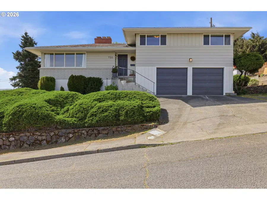 720 E 21st Pl, The Dalles, OR 97058 - #3