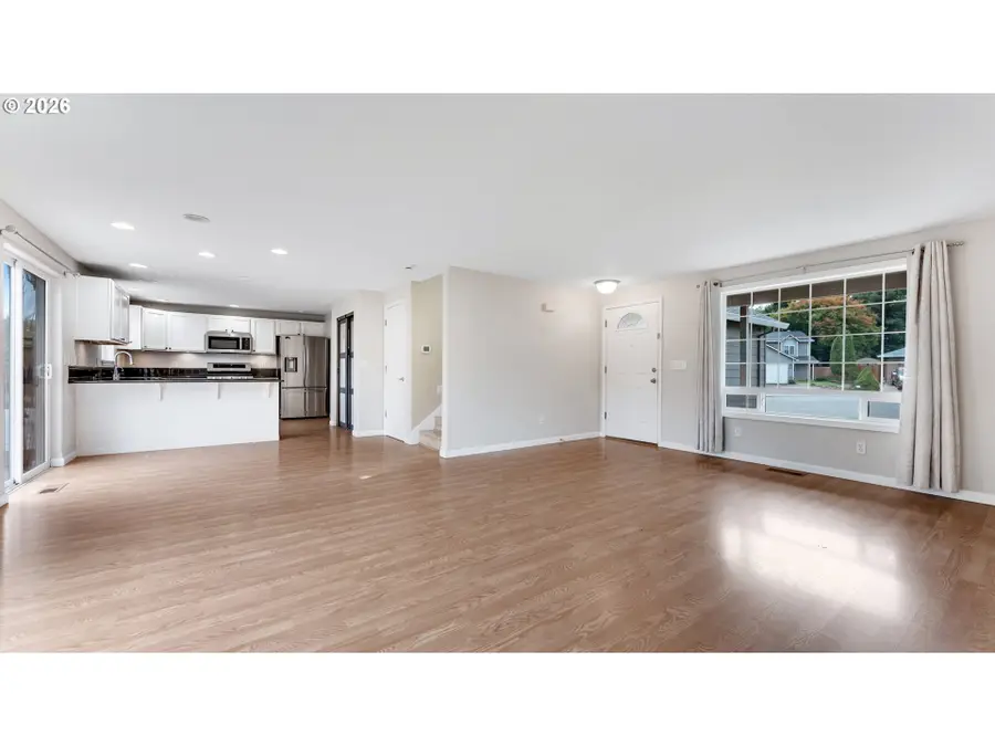 8110 Daphne Ct, Corvallis, OR 97330 - #3