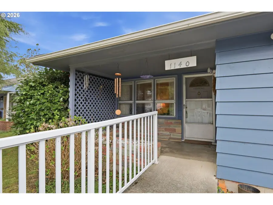 1140 Michigan Ave, Coos Bay, OR 97420 - #2