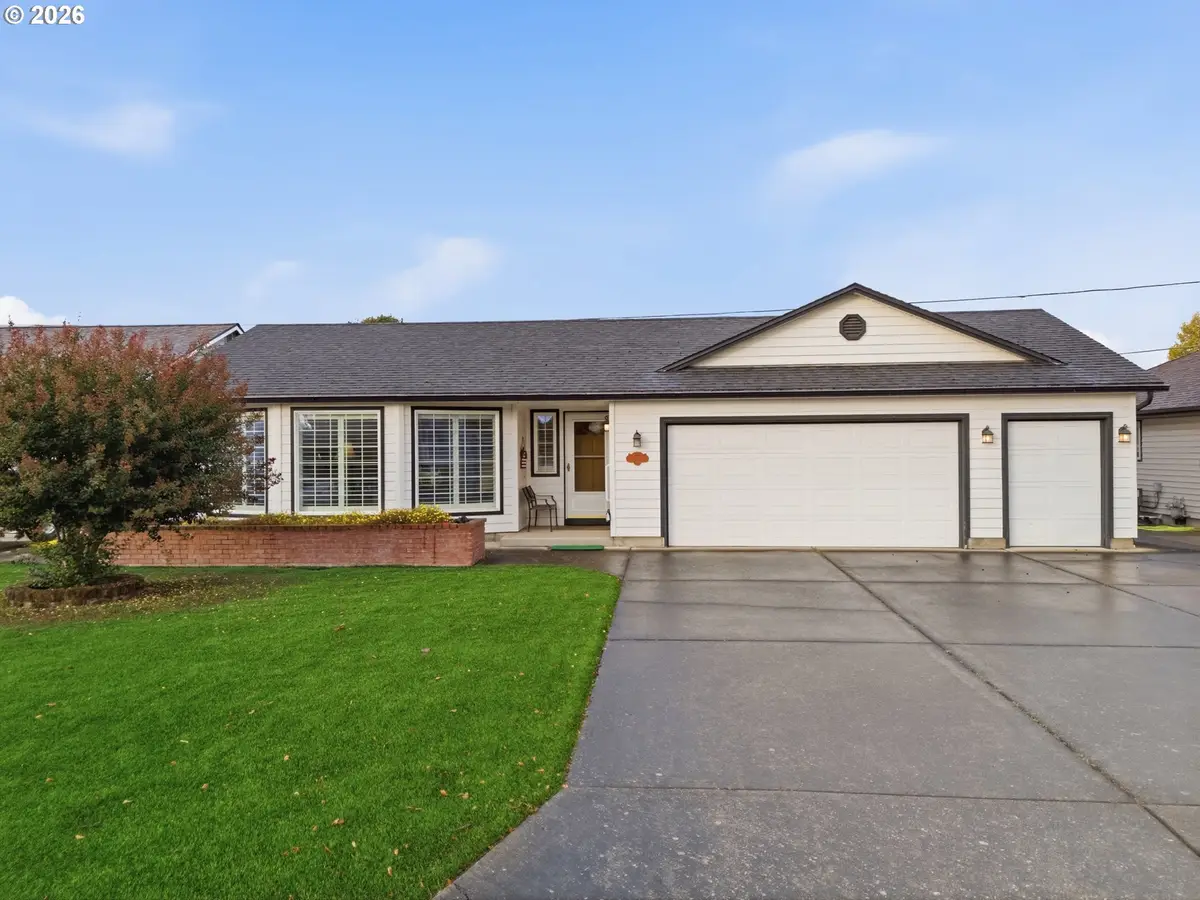 1937 Heather Way, Woodburn, OR 97071 - #1