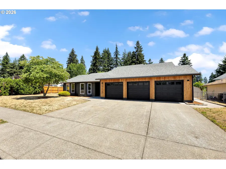 3715 NE 157th Ave, Vancouver, WA 98682 - #3