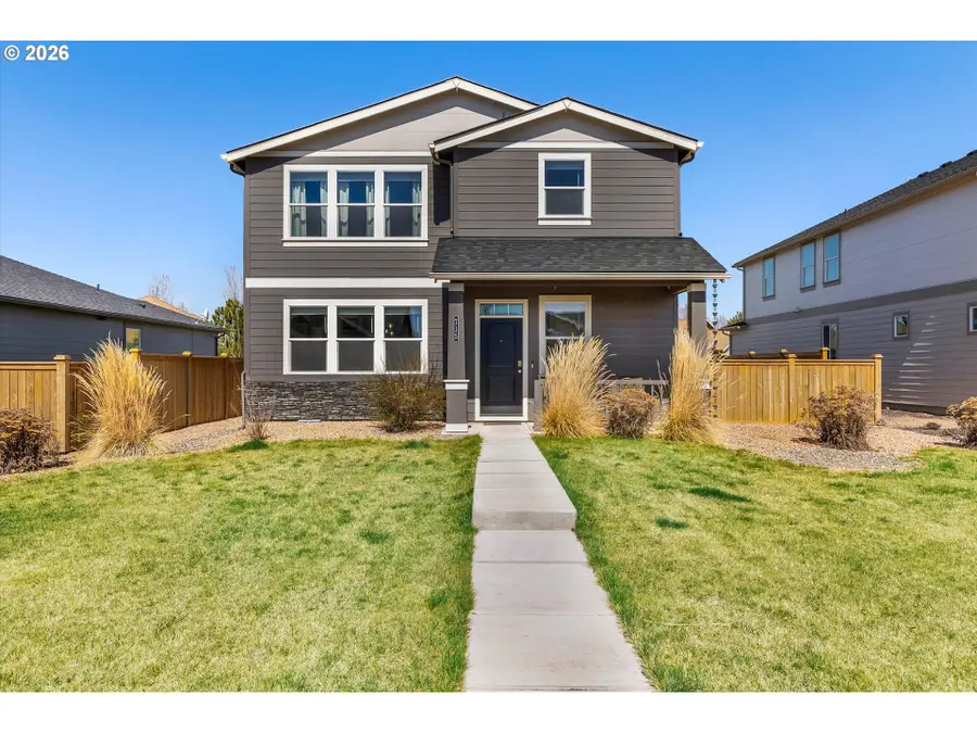 715 NE Union Loop, Prineville, OR 97754 - #3