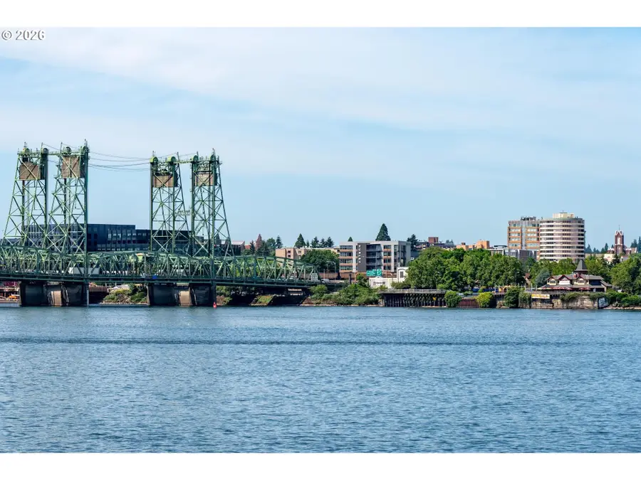 113 N Hayden Bay Dr, Portland, OR 97217 - #3