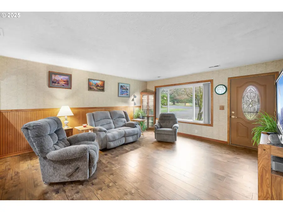 11900 NE 189th St, Meadow Glade, WA 98604 - Image #2