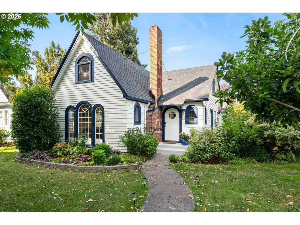 1610 Olive St, Eugene, OR 97401 - #1