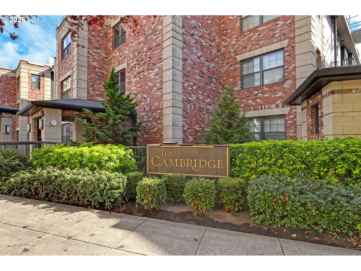 2454 NW Westover Rd, Portland, OR 97210 - #1