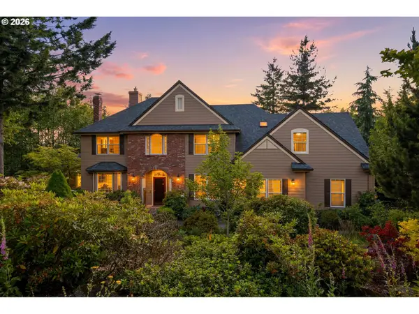 9100 NE Livingston Mountain Ct, Camas, WA 98607