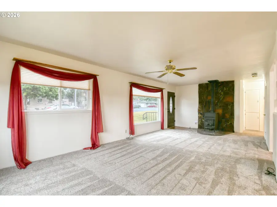 1101 SW 31st St, Pendleton, OR 97801 - #3