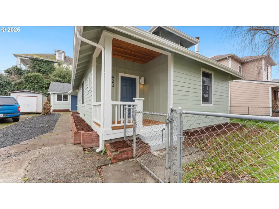 421 Golden Ave, Coos Bay, OR 97420 - Image #3
