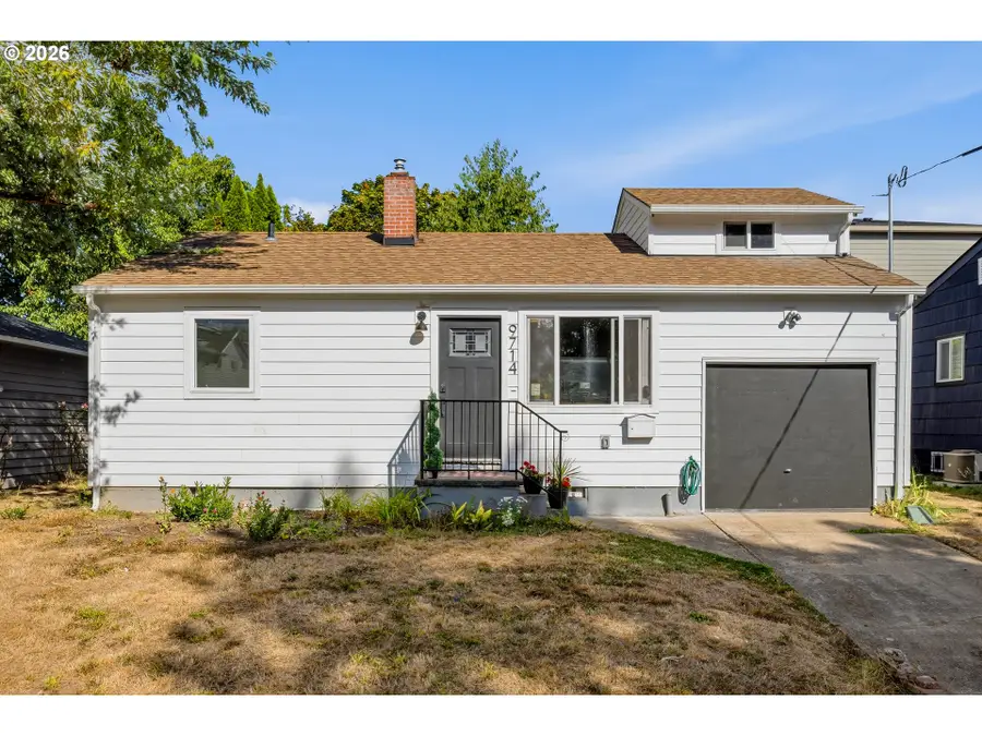 9714 N Van Houten Ave, Portland, OR 97203 - #2