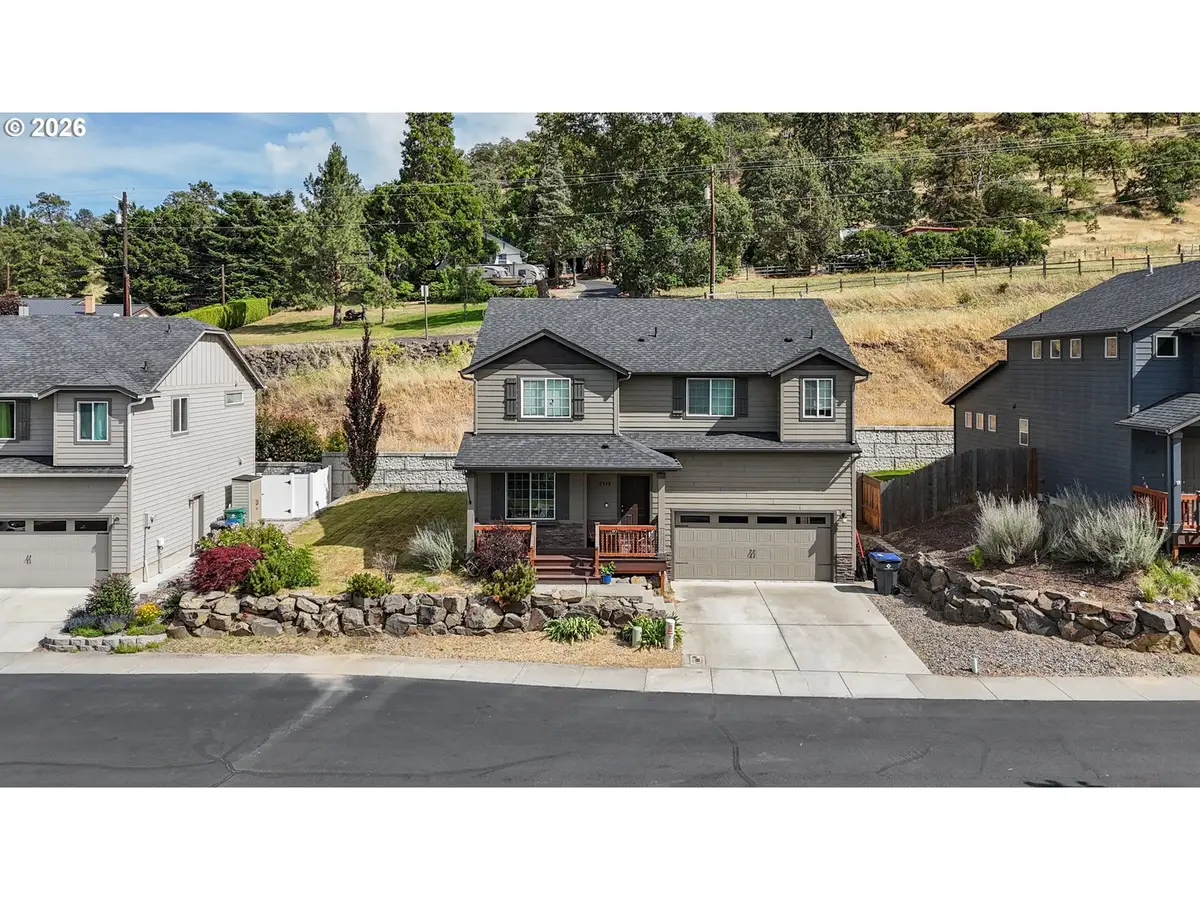 2538 Denton St, The Dalles, OR 97058 - #1