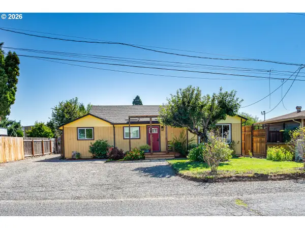 1883 7th St, Springfield, OR 97477