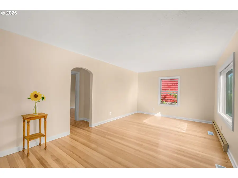 95 SE 87th Ave, Portland, OR 97216 - #3
