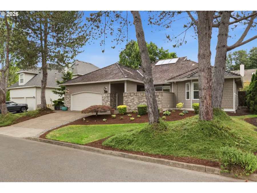 1712 NW Caxton Ct, Portland, OR 97229 - #2