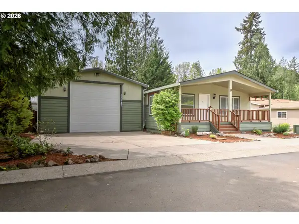 68943 E Cedar Hill Loop, Welches, OR 97067