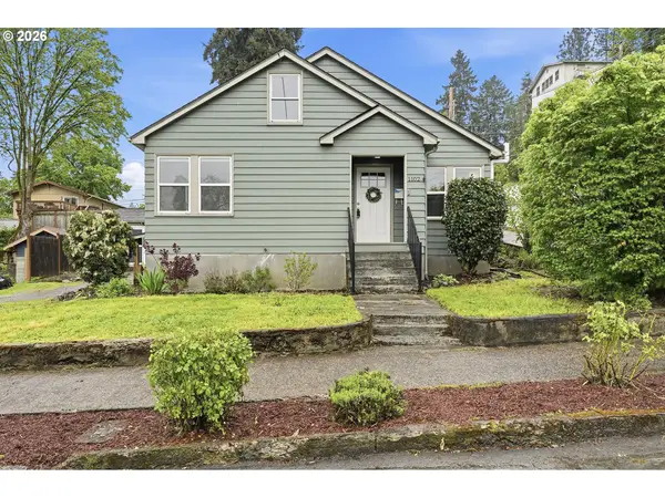 1102 Center St, OregonCity, OR 97045