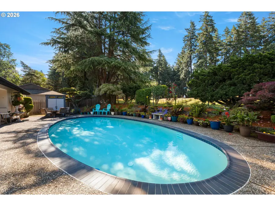 13650 NE Hassalo St, Portland, OR 97230 - #3
