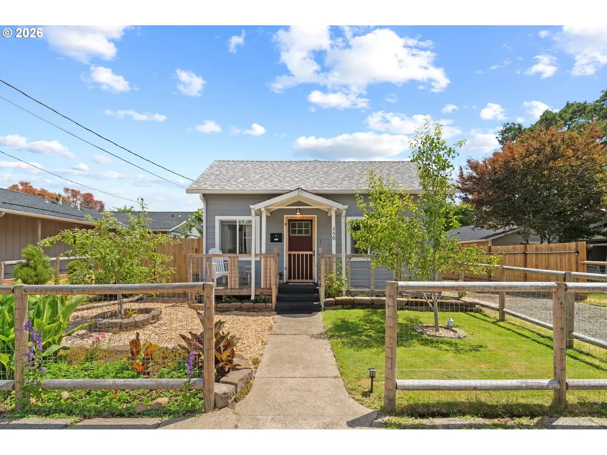 550 SE 16th St, Salem, OR 97301 - #1