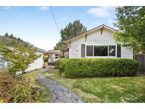 5747 NE Ainsworth St, Portland, OR 97218