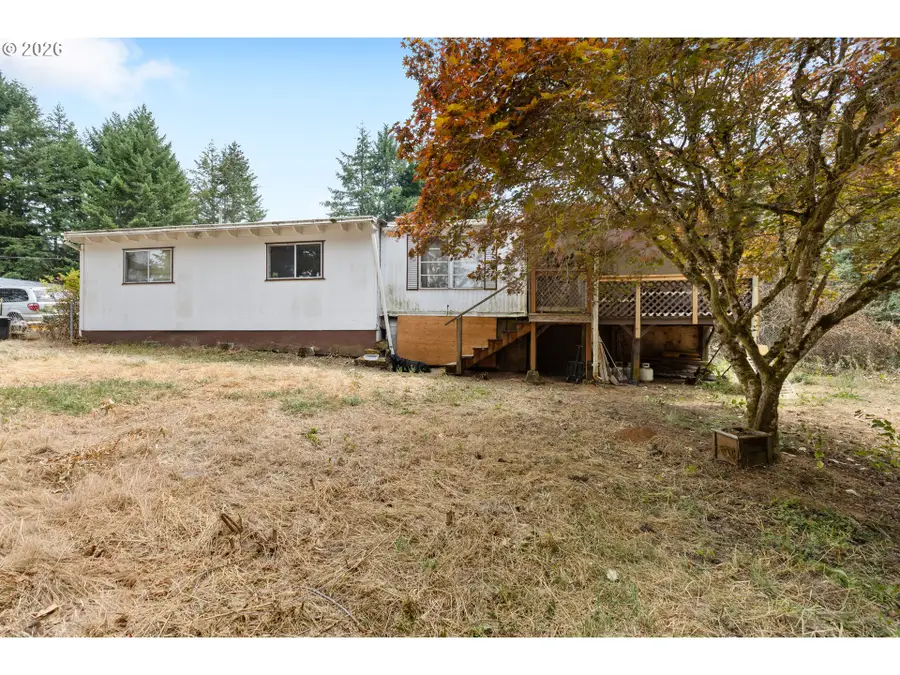 601 Westlog St, Yoncalla, OR 97499 - #2