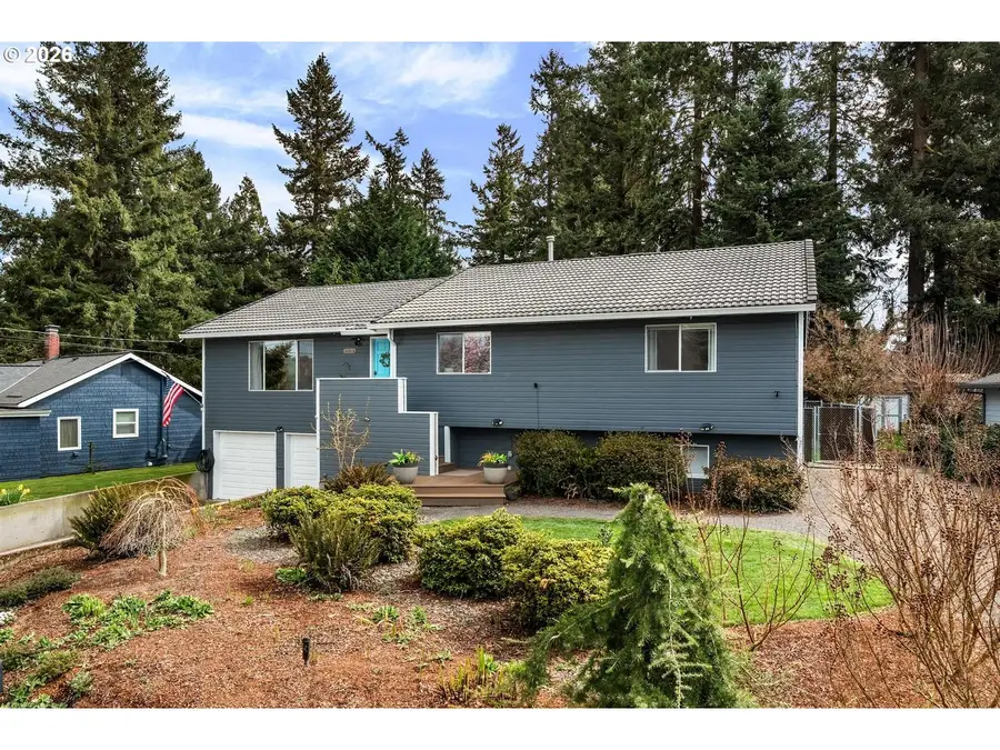 4208 SE Boardman Ave, Milwaukie, OR 97267 - #2