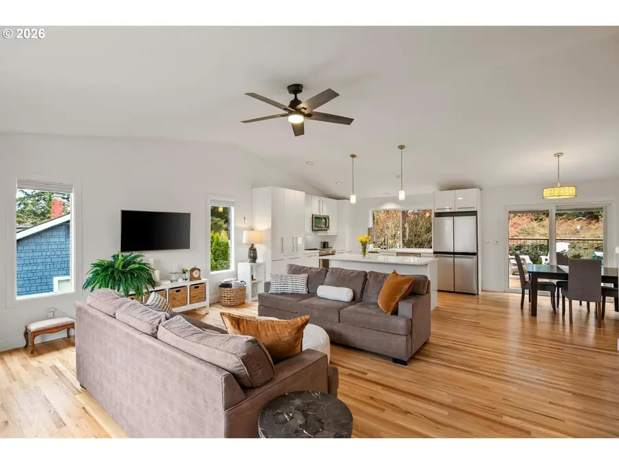 4208 SE Boardman Ave, Milwaukie, OR 97267 - #3