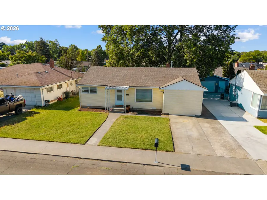 803 W Tamarack Ave, Hermiston, OR 97838 - #2
